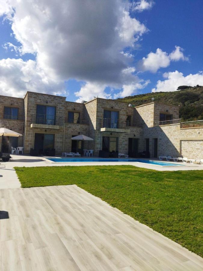 Villa Stylianos And Studios Kissamos Exterior photo